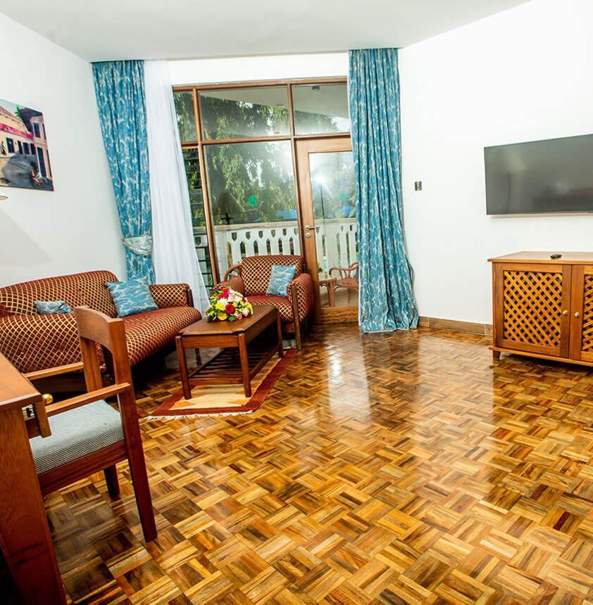 Travellers Beach Hotel & Spa Mombasa Exterior photo