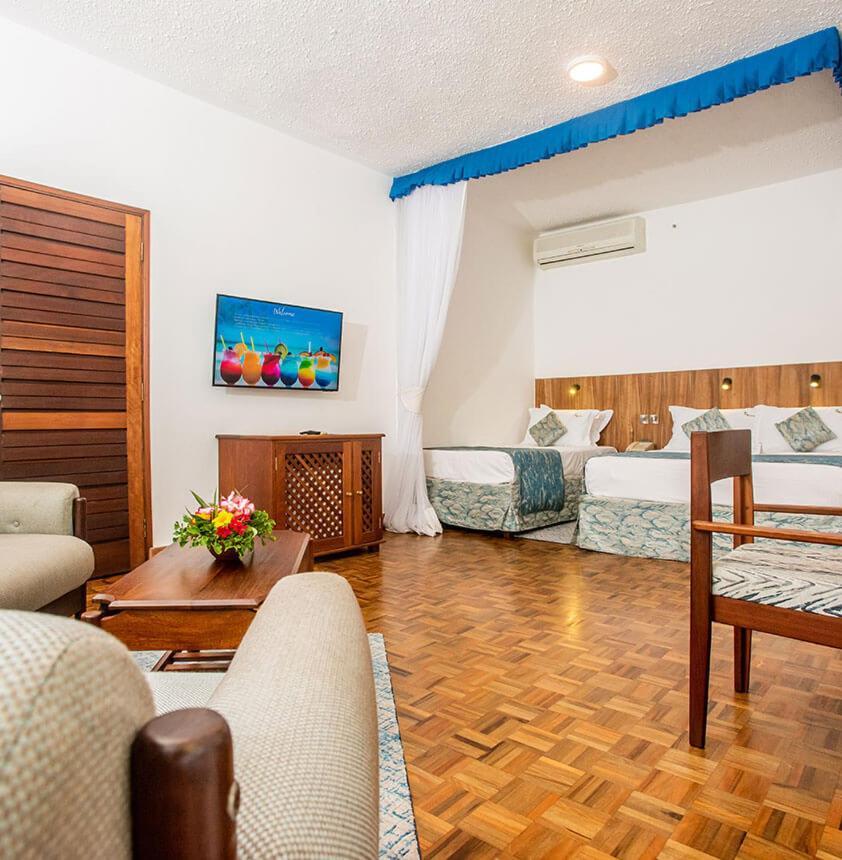 Travellers Beach Hotel & Spa Mombasa Exterior photo